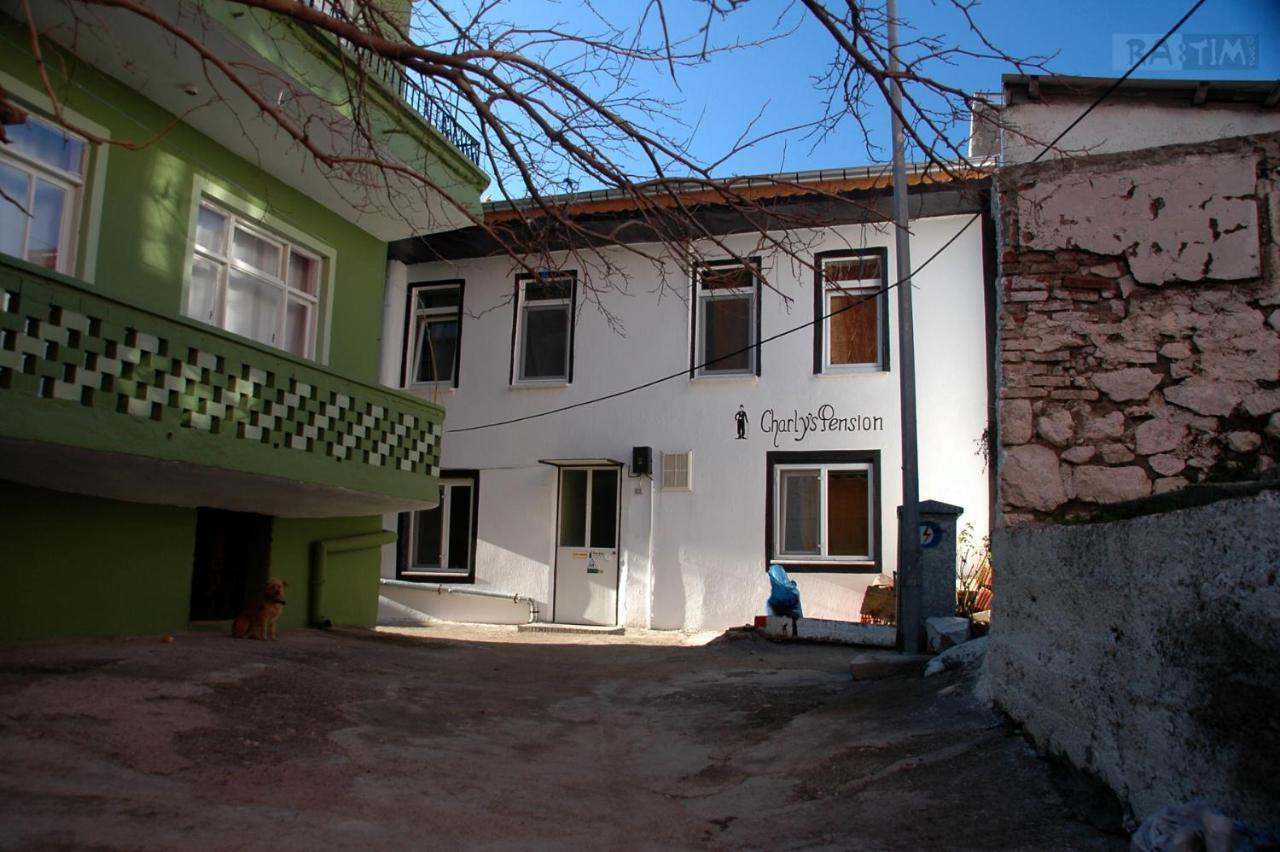 Charly'S Pension Egirdir Extérieur photo